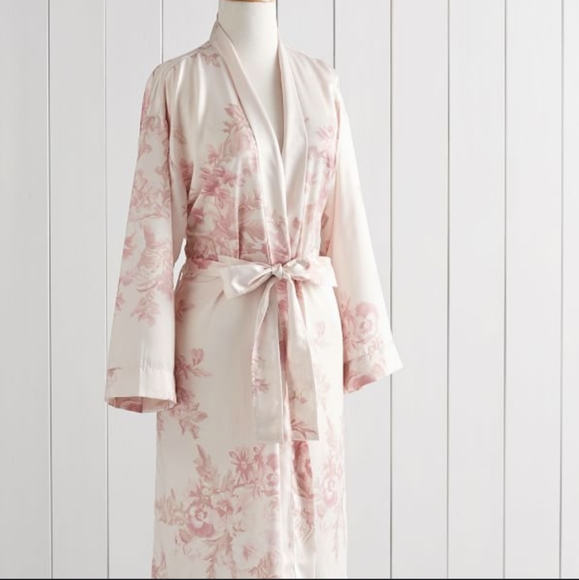 Pottery Barn Intimates & Sleepwear Monique Lhuillier X Pottery Barn